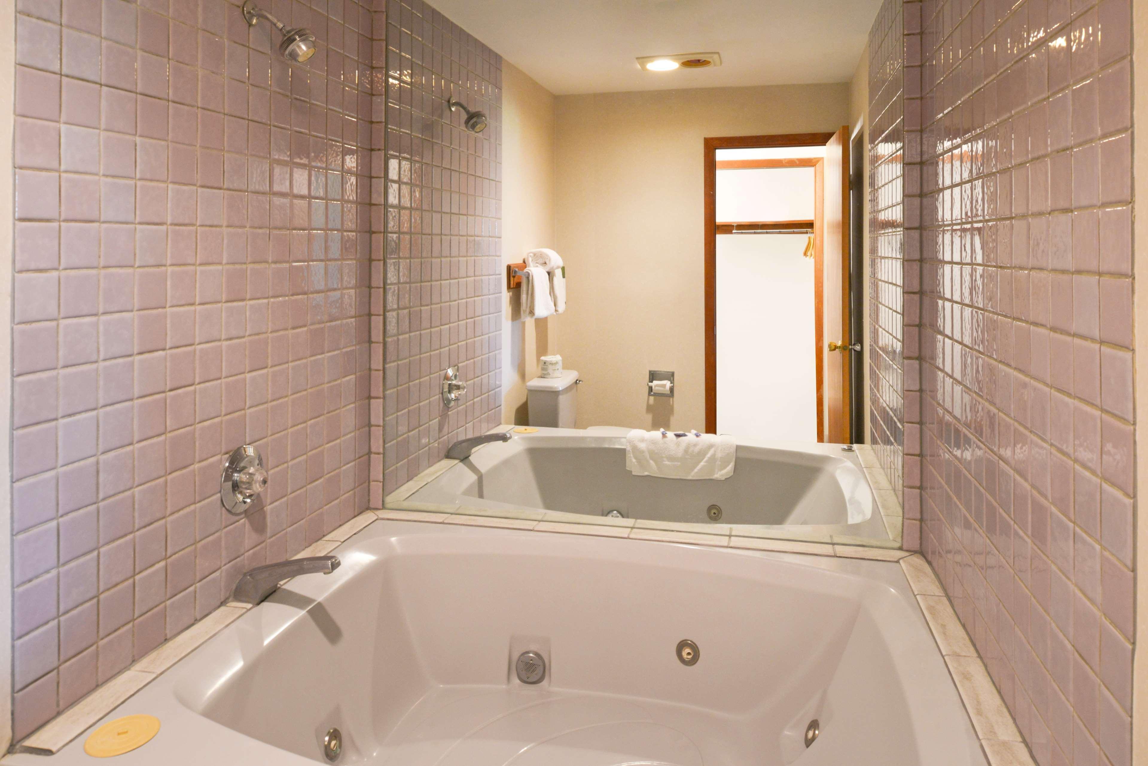 Americas Best Value Inn Платтсбург Экстерьер фото