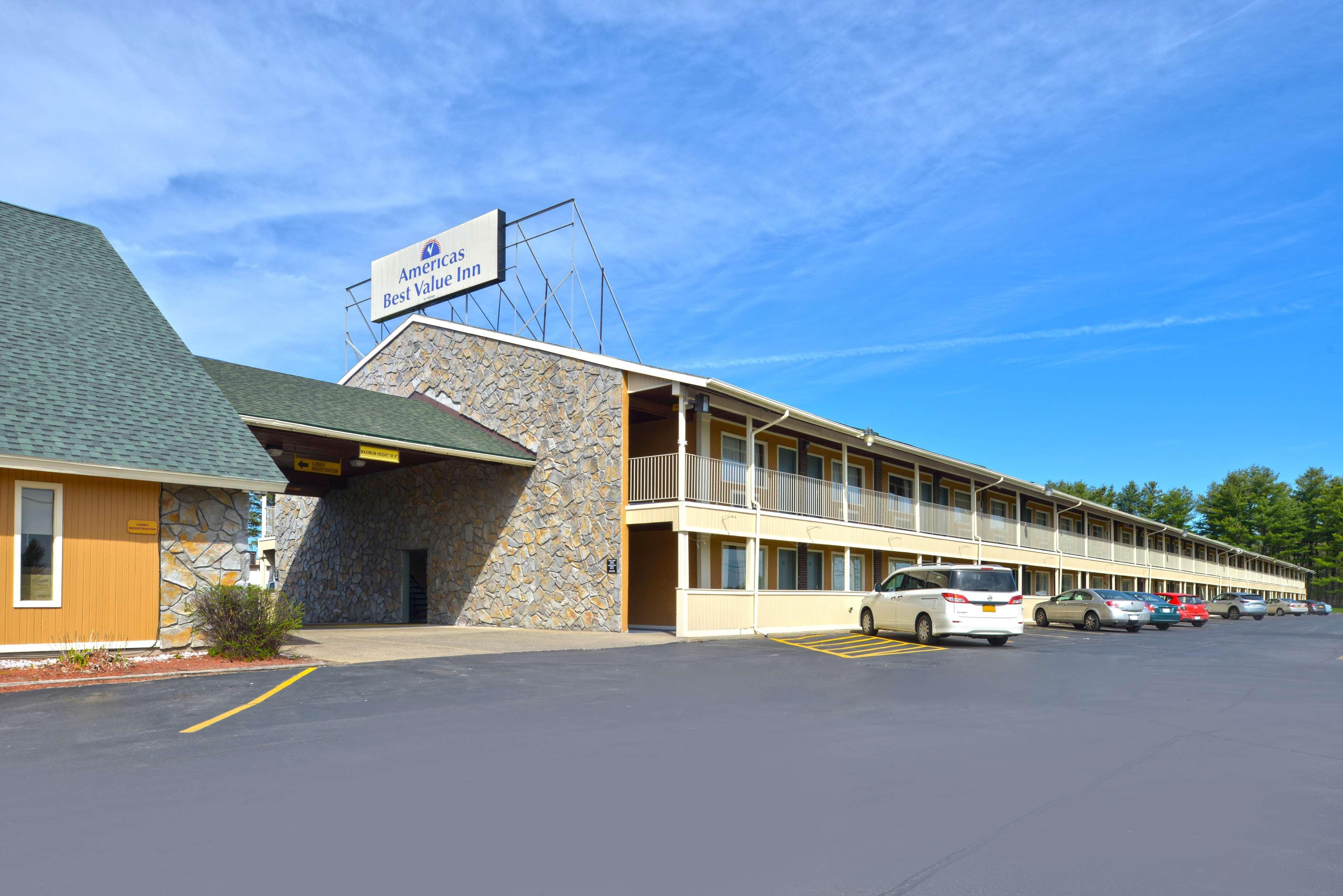 Americas Best Value Inn Платтсбург Экстерьер фото