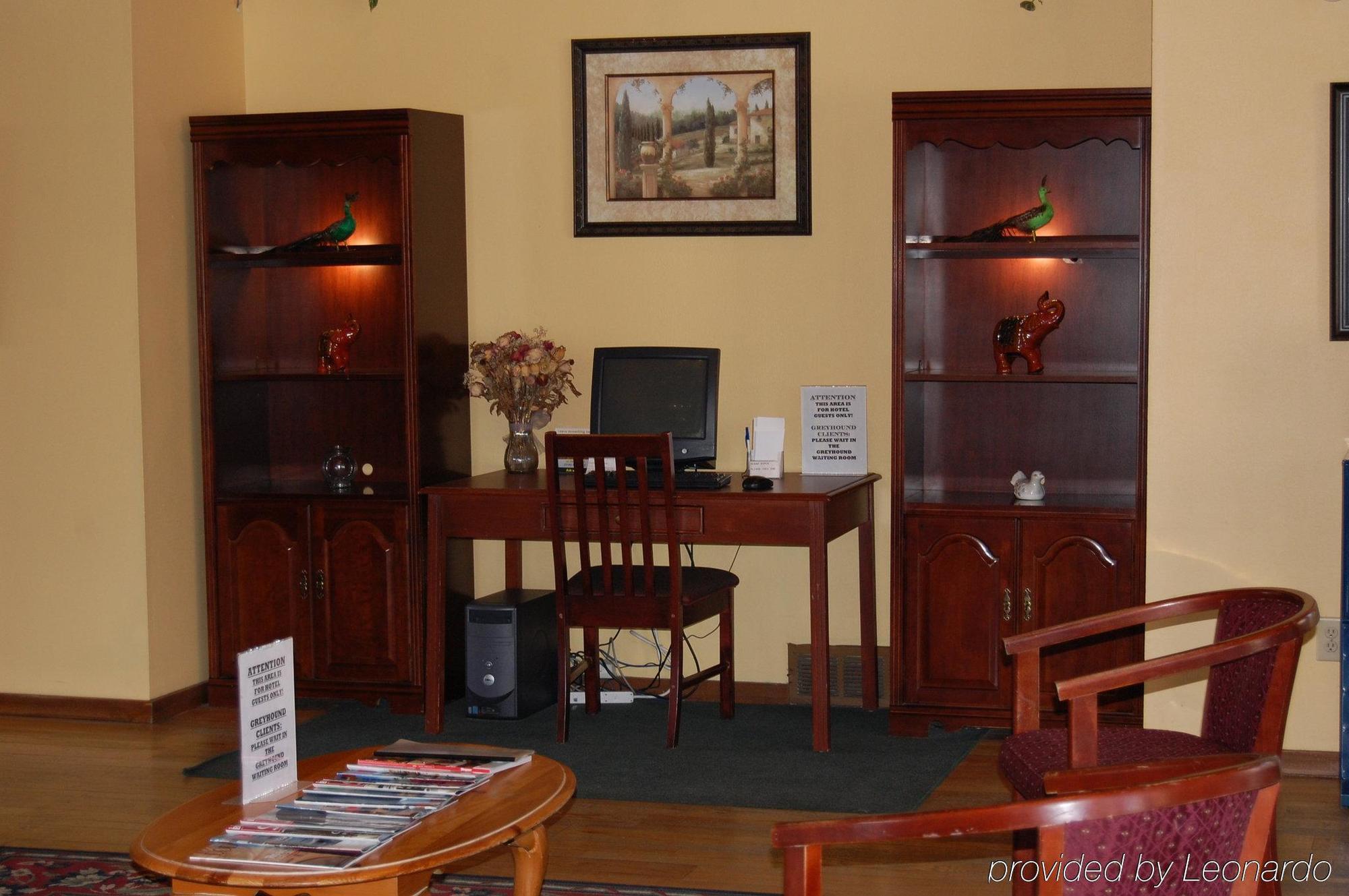 Americas Best Value Inn Платтсбург Номер фото