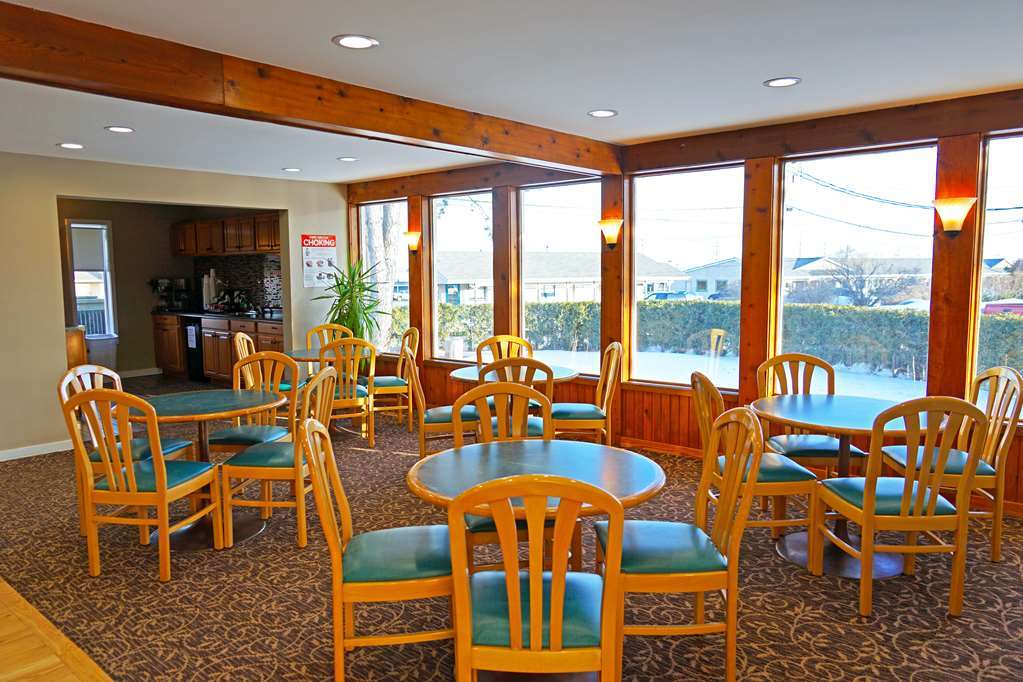 Americas Best Value Inn Платтсбург Ресторан фото